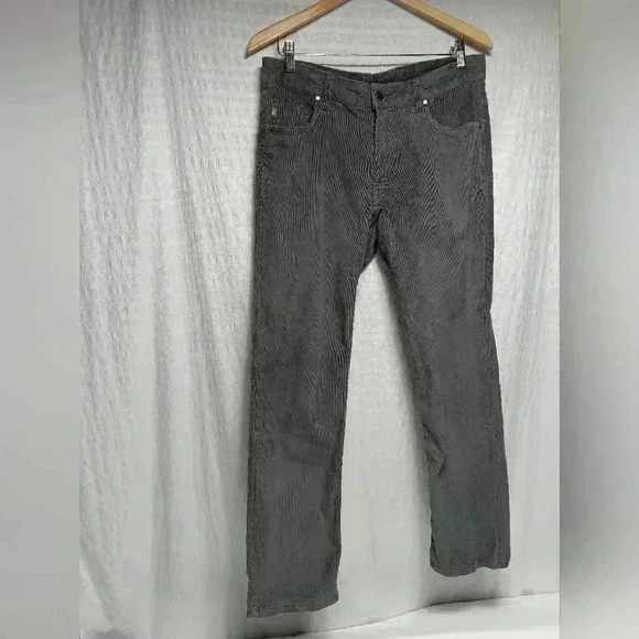Stio Rivot Corduroy pants. 98% Organic  cotton. Men's size 32 - Picture 3 of 11